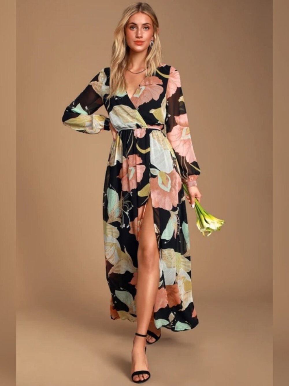 Lulus Wondrous Lilies V-Neck Black Floral Print Chiffon Maxi Dress Size S